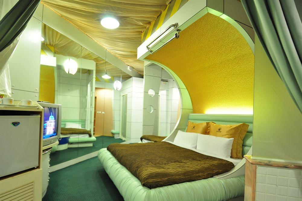 The We Hotel Taipei Eksteriør bilde